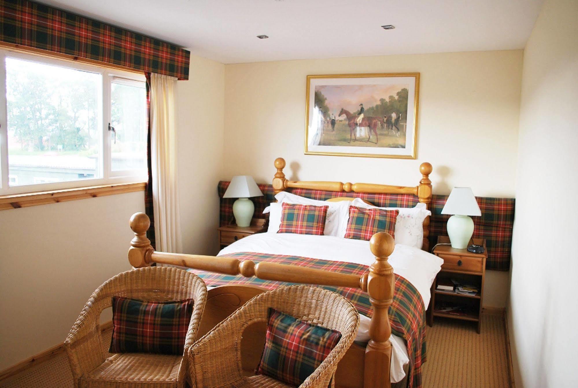 Scottish Equi B&B ラナーク エクステリア 写真