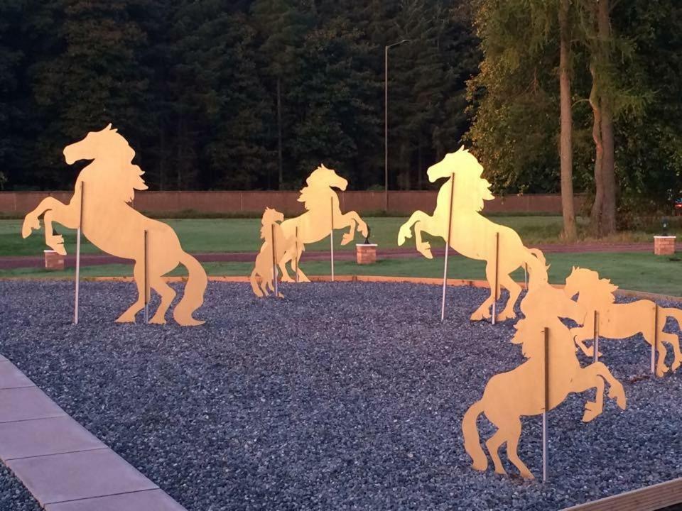 Scottish Equi B&B ラナーク エクステリア 写真